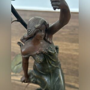 Rare Art Nouveau Lamp by Francois Moreau in Cast Metal Patinated Bronze Finish